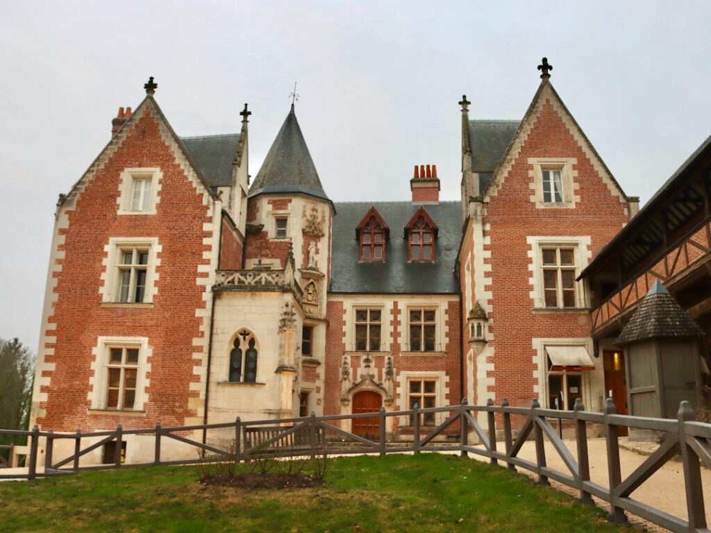 Vale do Loire: castelos, vinhos e hospedagem de luxo na França